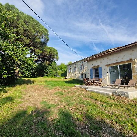 Ferme Ariegeoise, Gite Du Lac Unzent エクステリア 写真