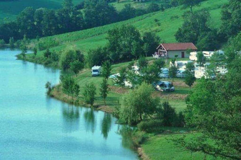 Ferme Ariegeoise, Gite Du Lac Unzent エクステリア 写真